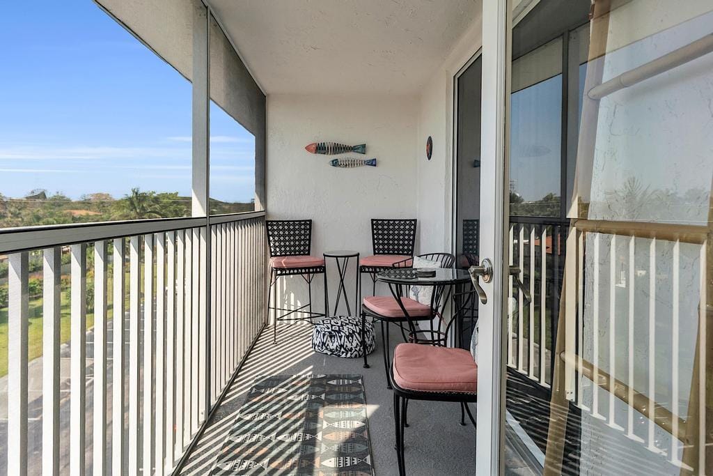 1516 S Lakeside Drive 417, Lake Worth Beach, FL 33460 photo 14
