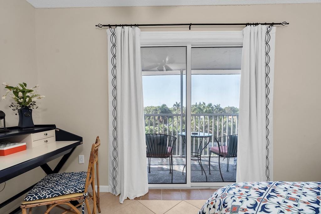 1516 S Lakeside Drive 417, Lake Worth Beach, FL 33460 photo 21