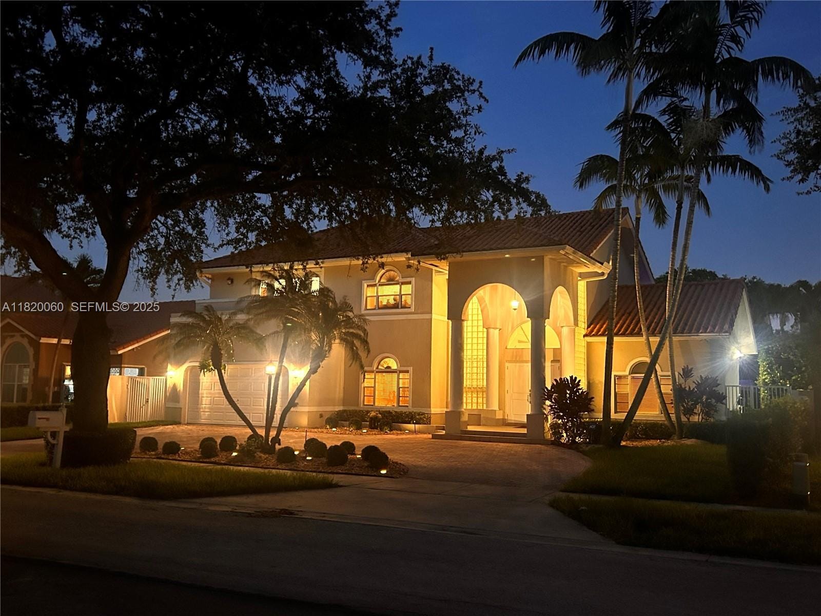16725 NW 84th Court, Miami Lakes, FL 33016
