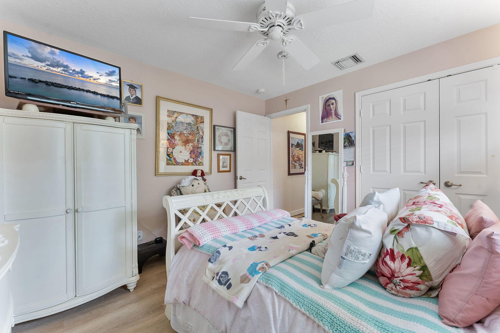 554 N Cypress Drive — photo 12