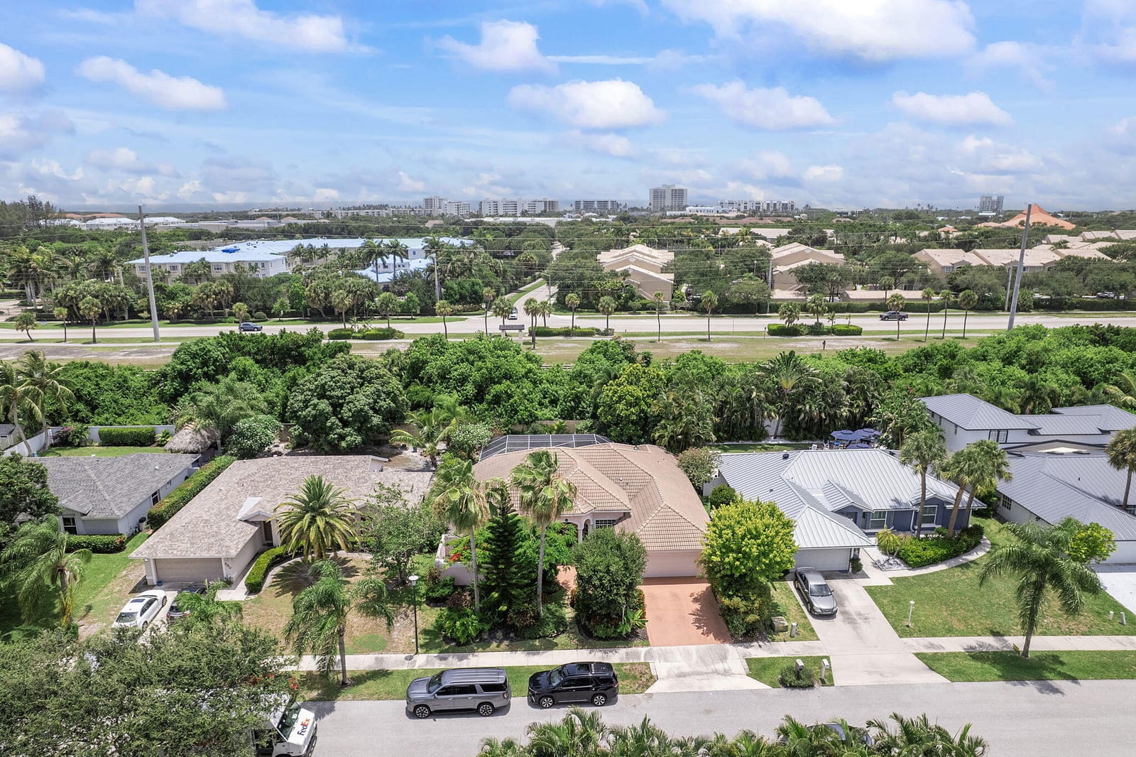 554 N Cypress Drive, Tequesta, FL 33469 photo 30