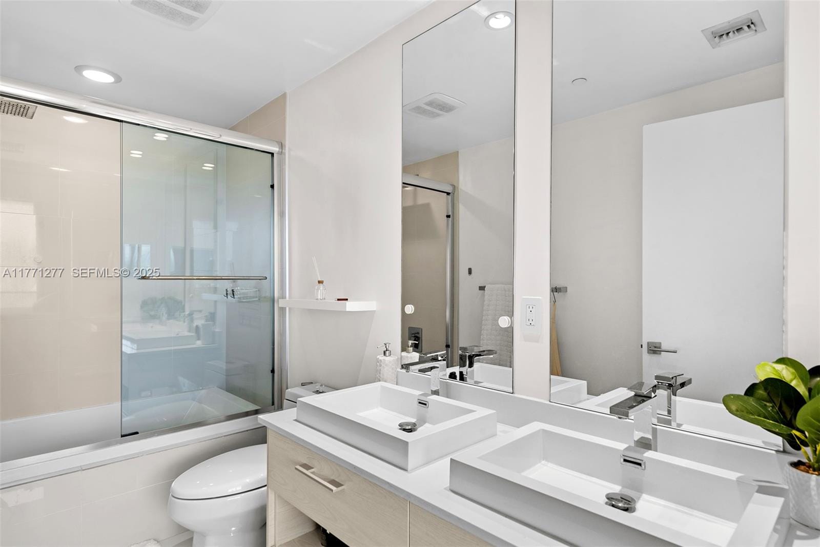 55 SW 9th Street 3601, Miami, FL 33130 photo 16