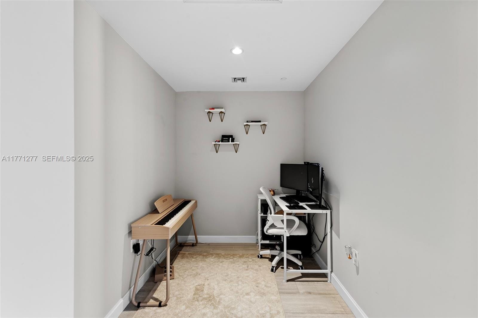 55 SW 9th Street 3601, Miami, FL 33130 photo 17
