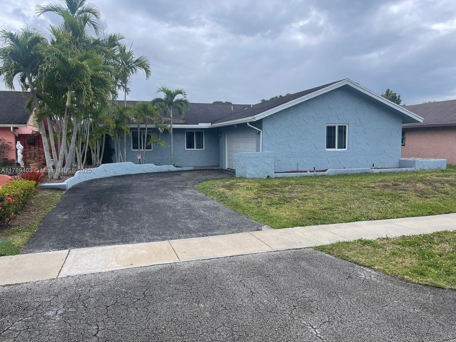 7522 SW 6th Street, North Lauderdale, FL 33068