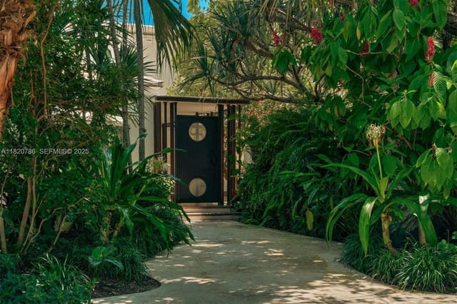 6165 Pine Tree Drive, sold in Beach View Addition, Miami Beach, FL