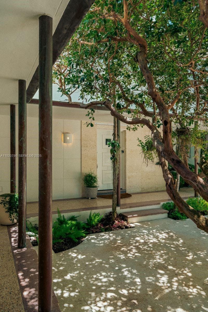 6165 Pine Tree Drive, Miami Beach, FL 33140 photo 13