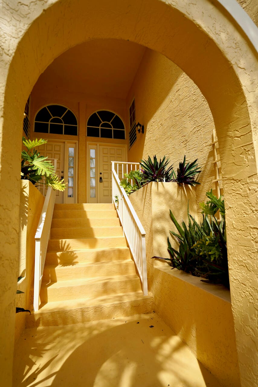 2121 S Ocean Boulevard 804, Lauderdale-By-The-Sea, FL 33062 photo 2