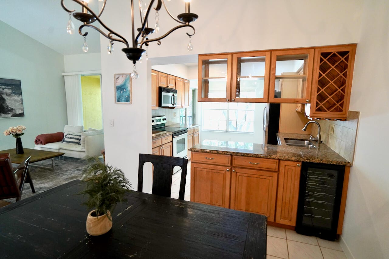 2121 S Ocean Boulevard 804, Lauderdale-By-The-Sea, FL 33062 photo 13