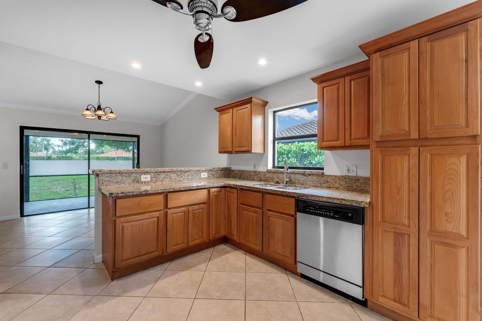 2600 SW 23rd Cranbrook Drive, Boynton Beach, FL 33436 photo 10