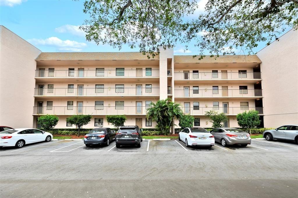 2748 NW 104th Avenue 303, Sunrise, FL 33322