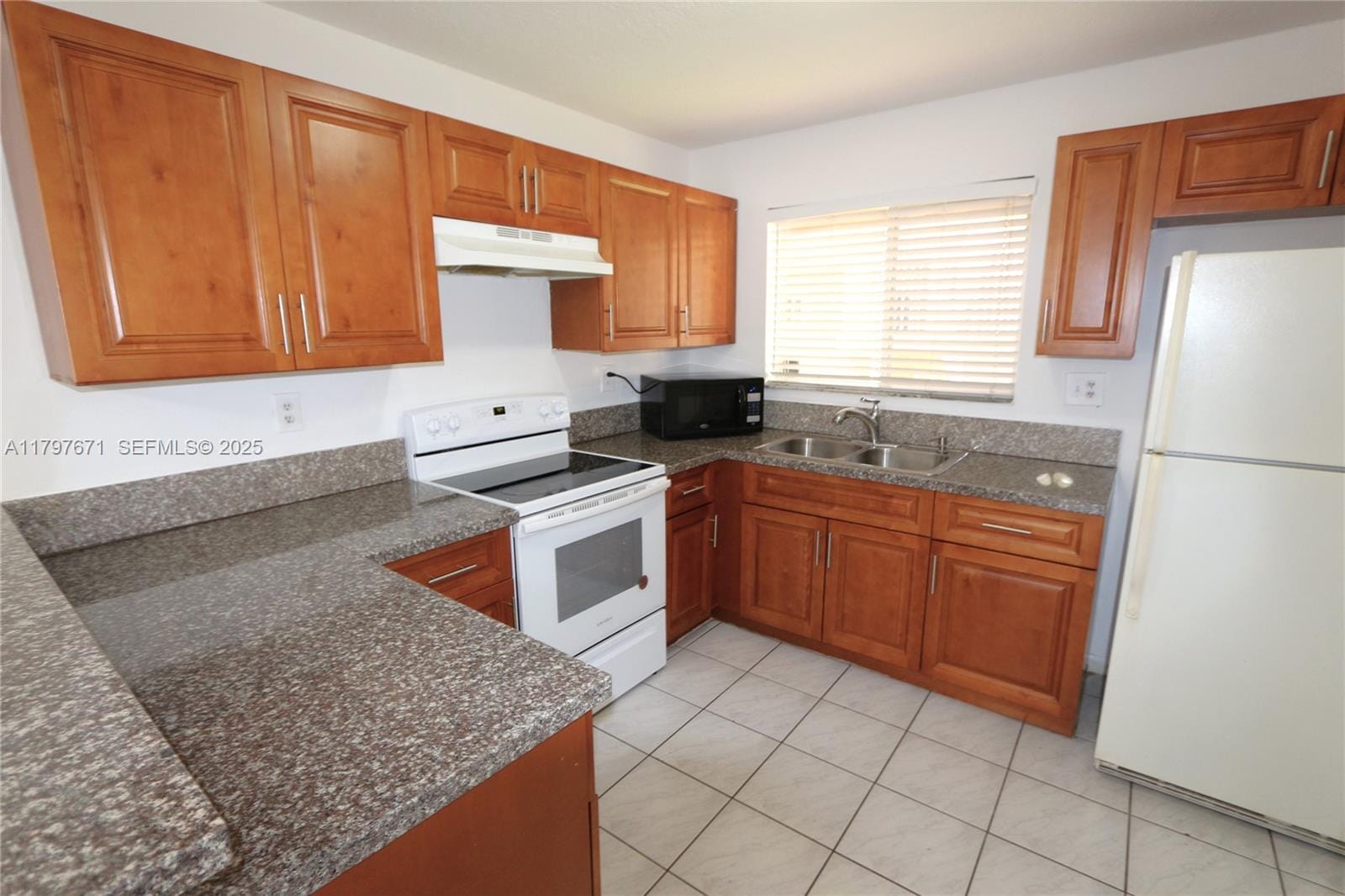 14901 SW 80th Street 115, Miami, FL 33193 photo 2