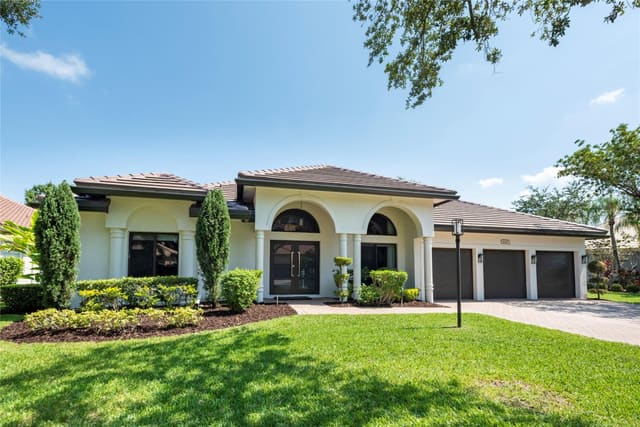 16227 Erie Place, Davie, FL 33331