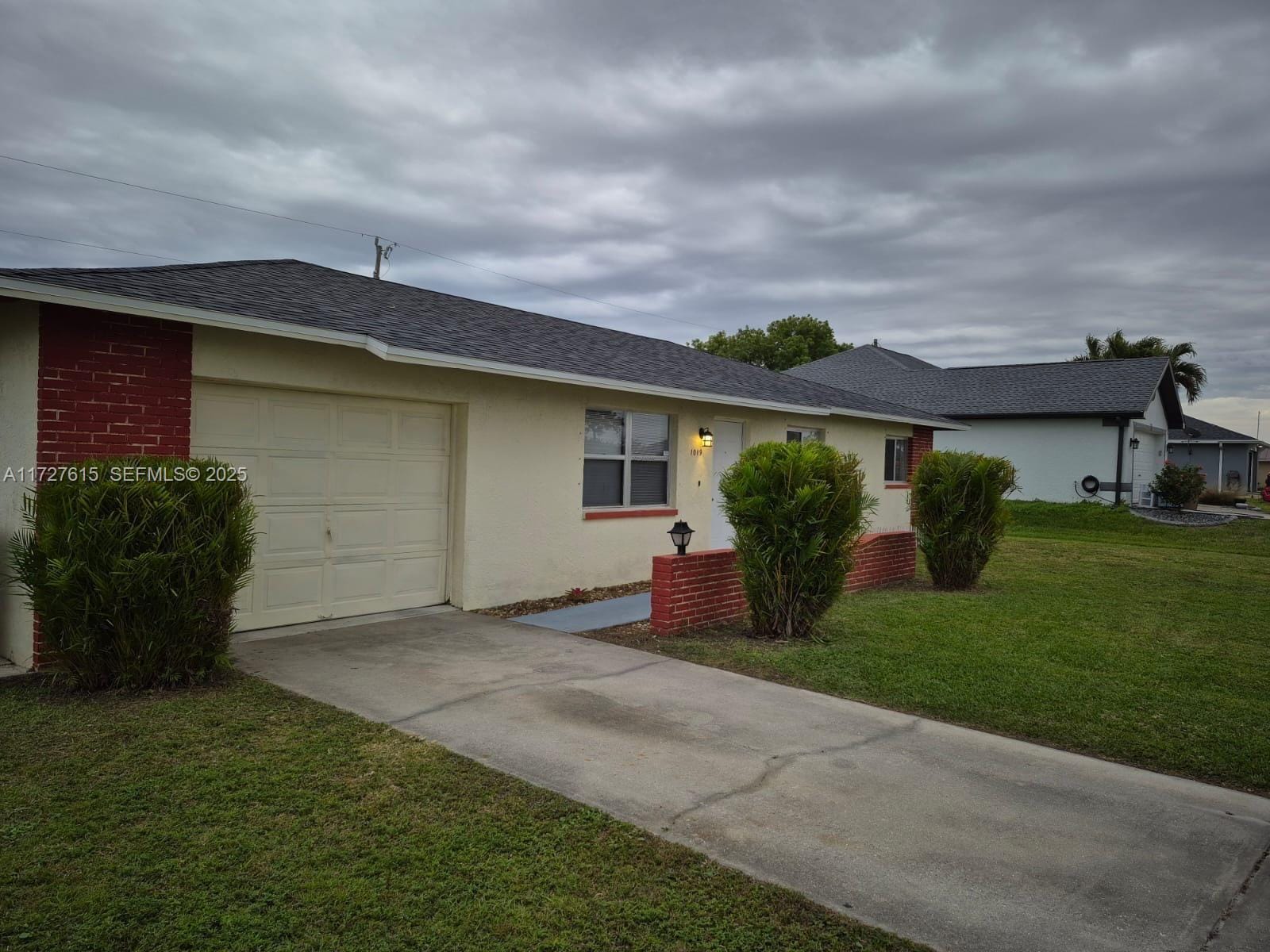 1019 NW 7th Place — photo 2