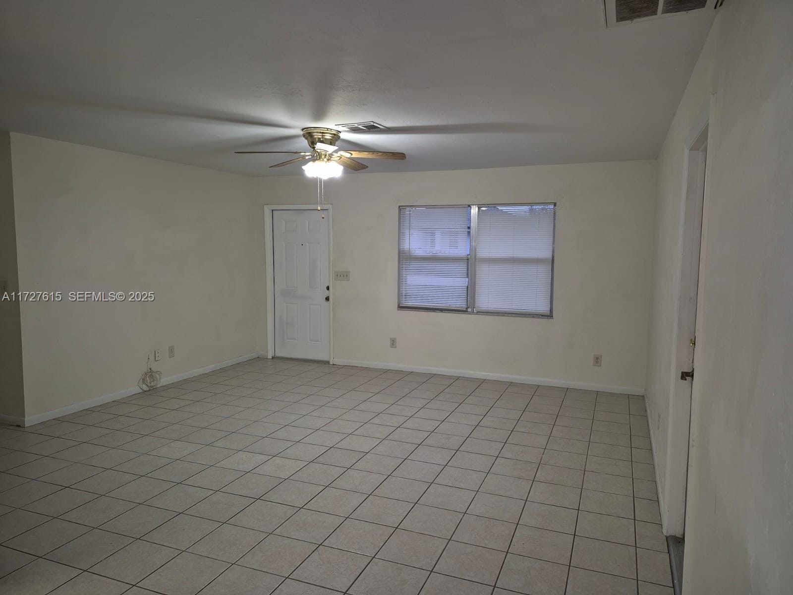 1019 NW 7th Place — photo 8