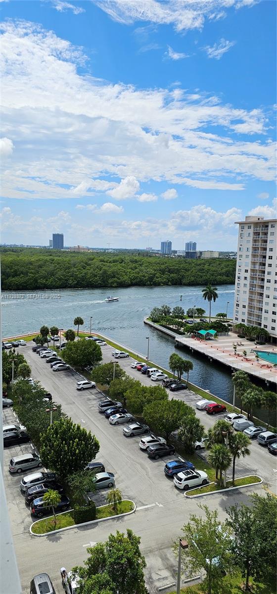 500 Bayview Drive 1117, Sunny Isles Beach, FL 33160, Sunny Isles Beach