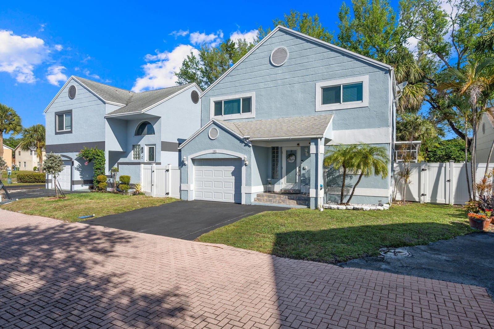 381 NW 101st Terrace NW, Pembroke Pines, FL 33026