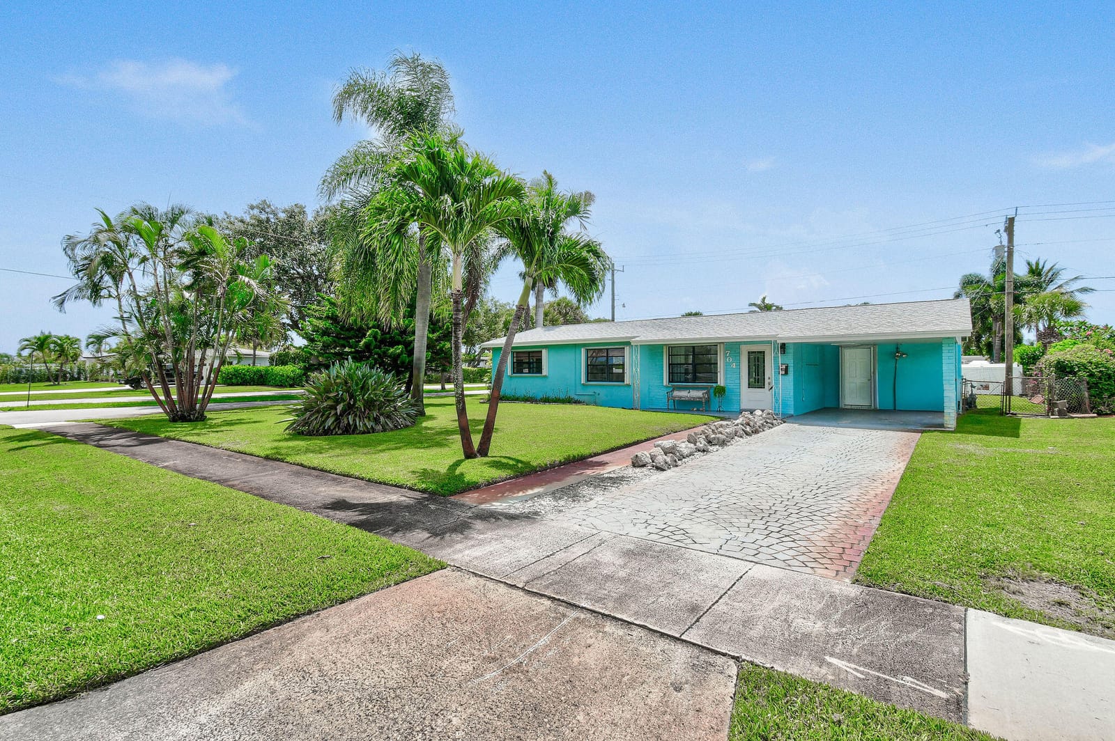 704 W Jasmine Drive, Lake Park, FL 33403