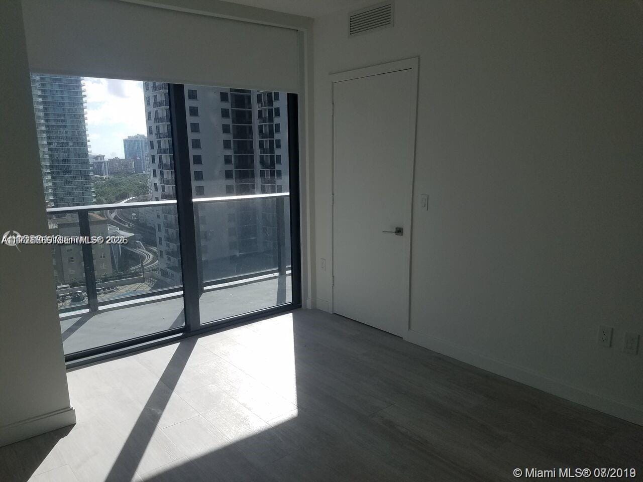 55 SW 9th Street 1805, Miami, FL 33130 photo 4