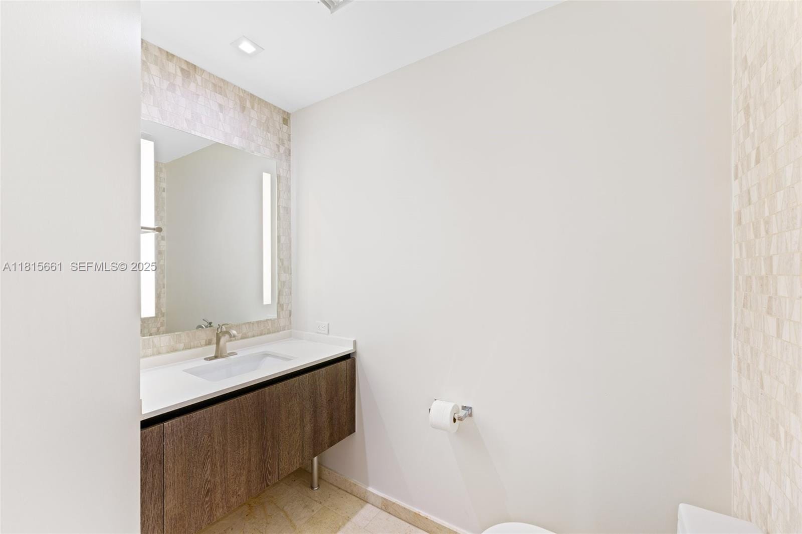 88 SW 7th Street 712, Miami, FL 33130 photo 28
