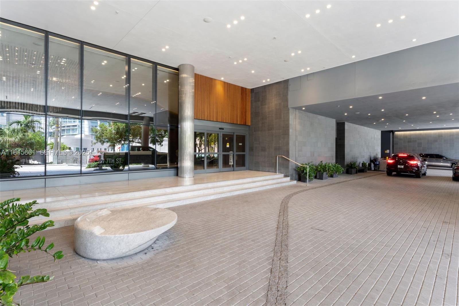 88 SW 7th Street 712, Miami, FL 33130 photo 30