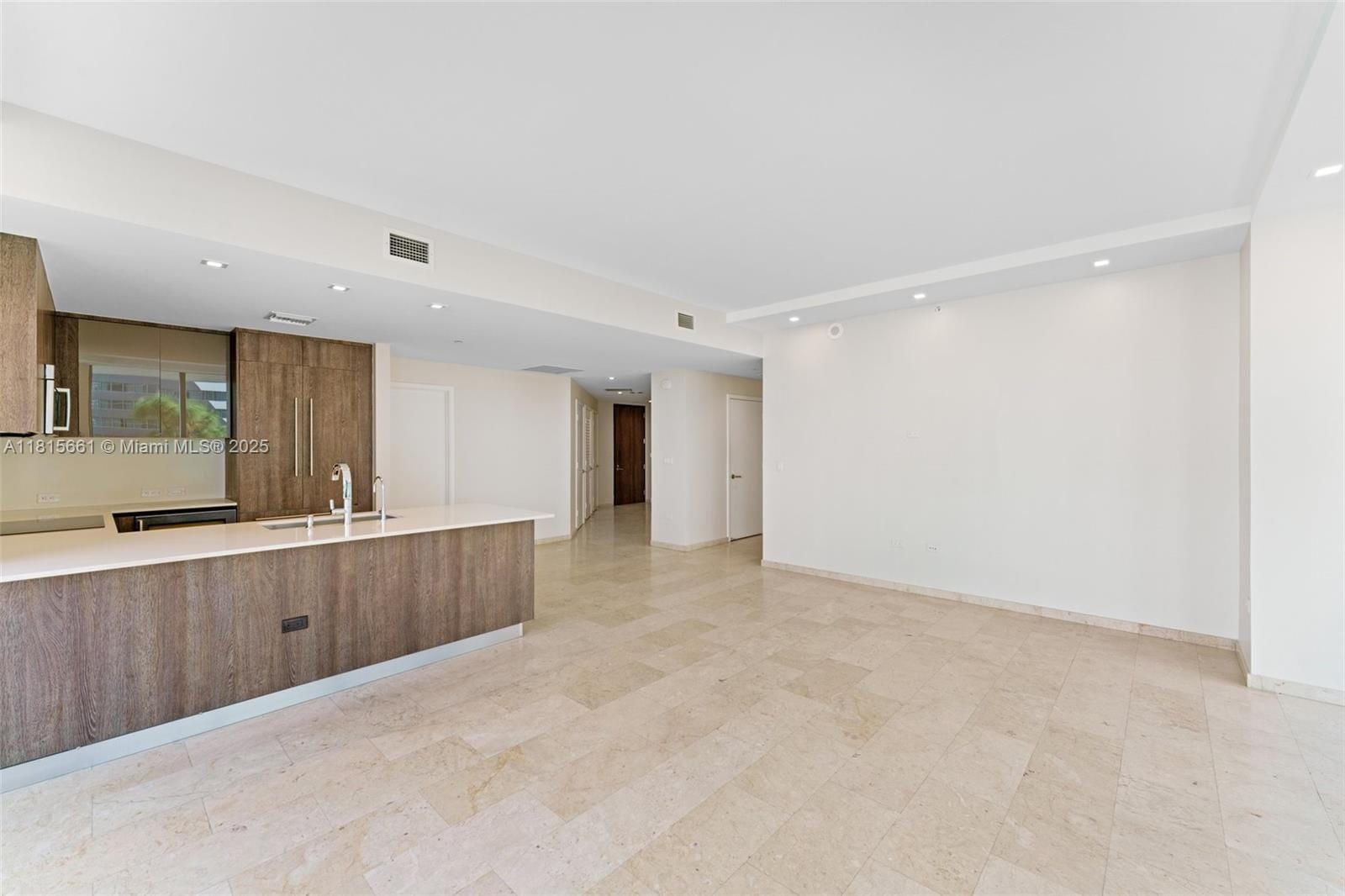 88 SW 7th Street 712, Miami, FL 33130 photo 7