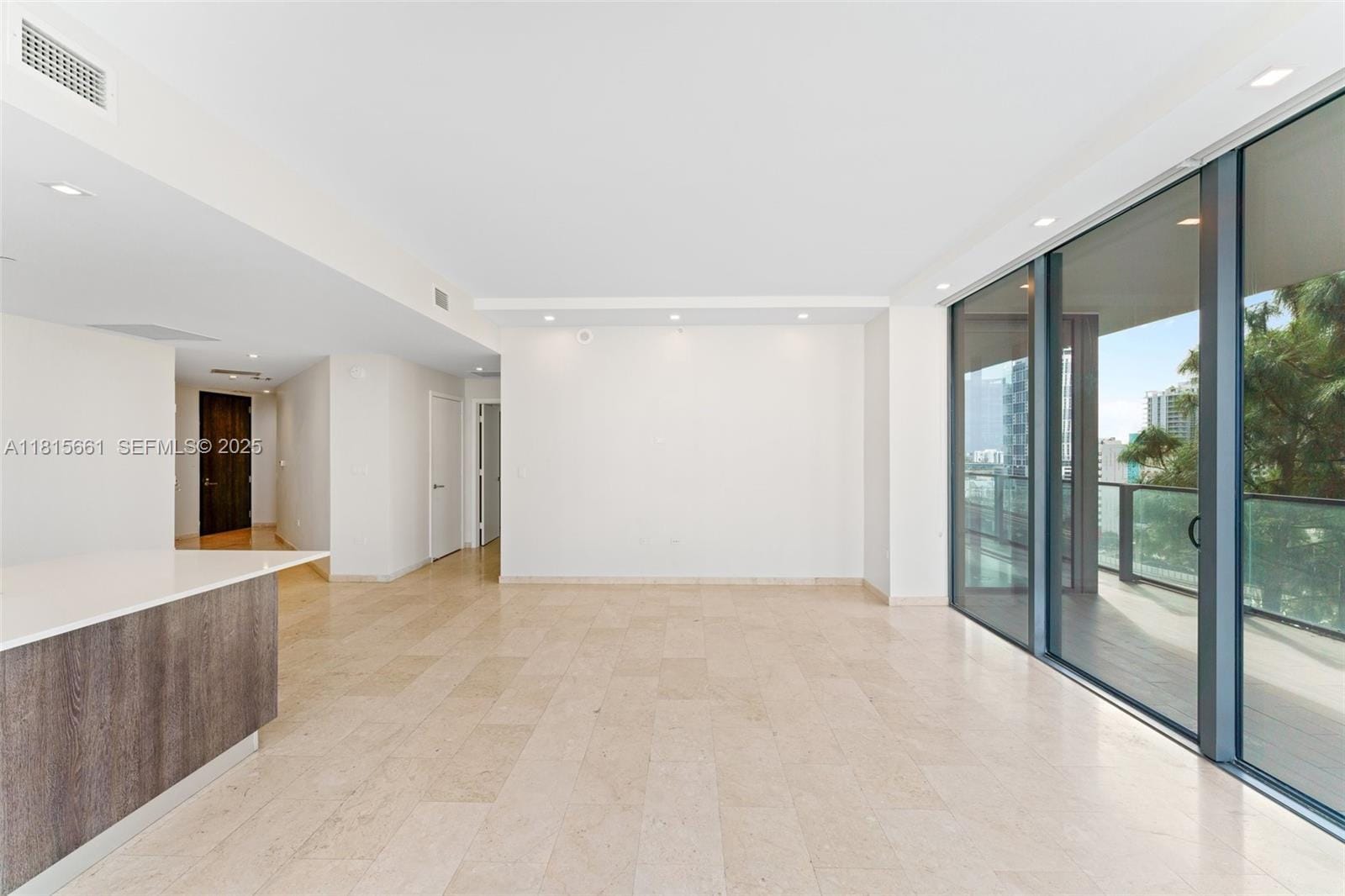 88 SW 7th Street 712, Miami, FL 33130 photo 8