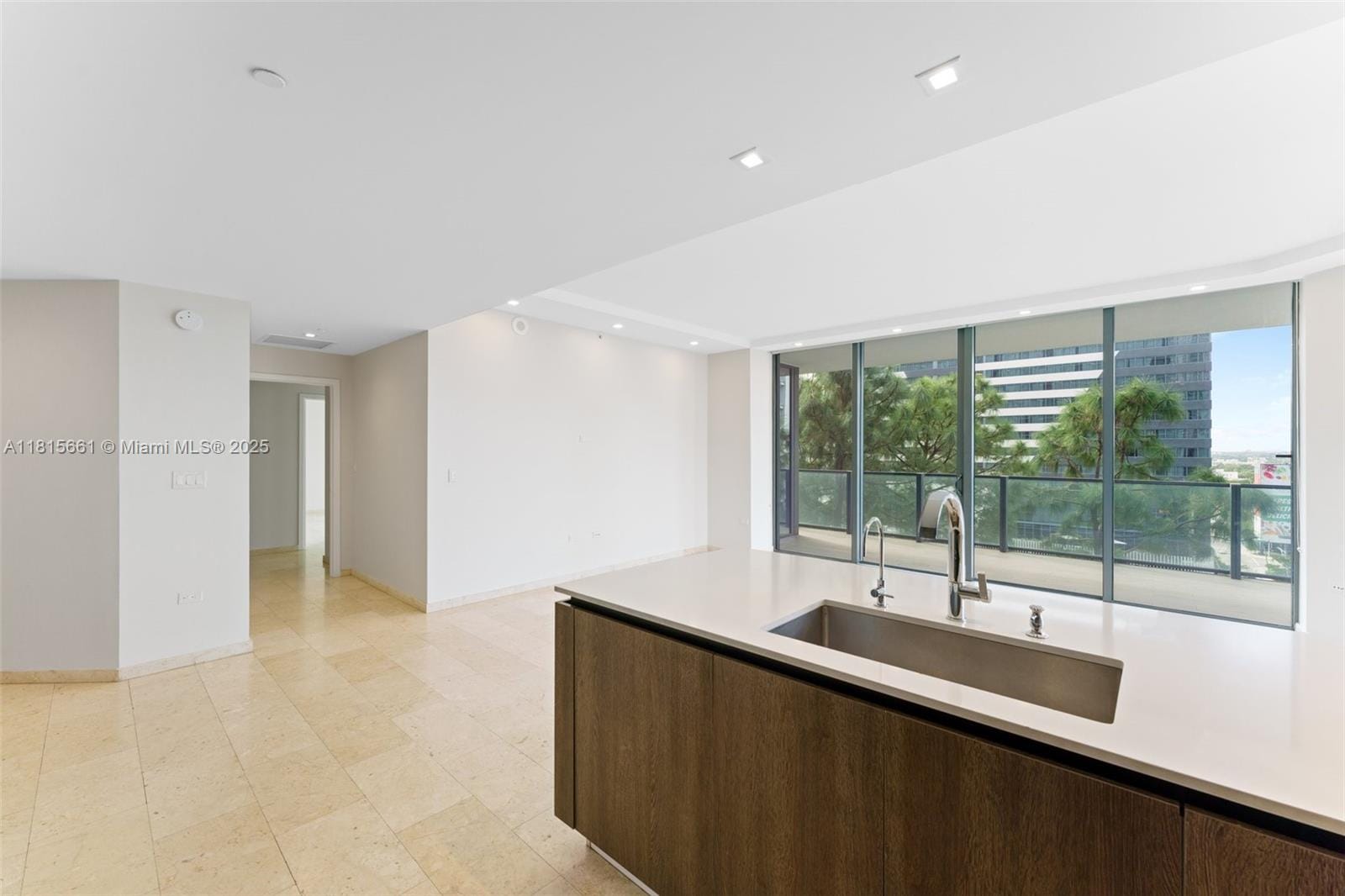 88 SW 7th Street 712, Miami, FL 33130 photo 10