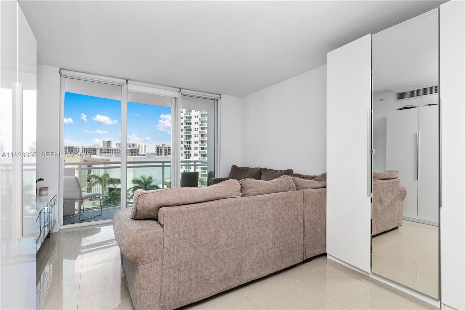3001 S Ocean Drive 737, Hollywood, FL 33019