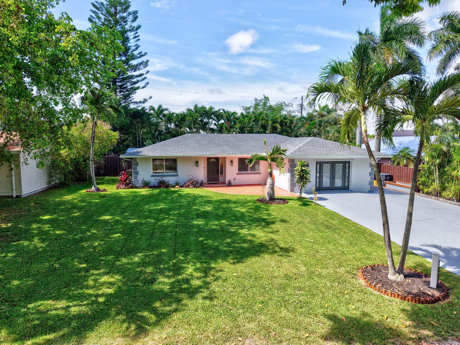 3374 Parade Place, Lake Worth, FL 33462 photo 2