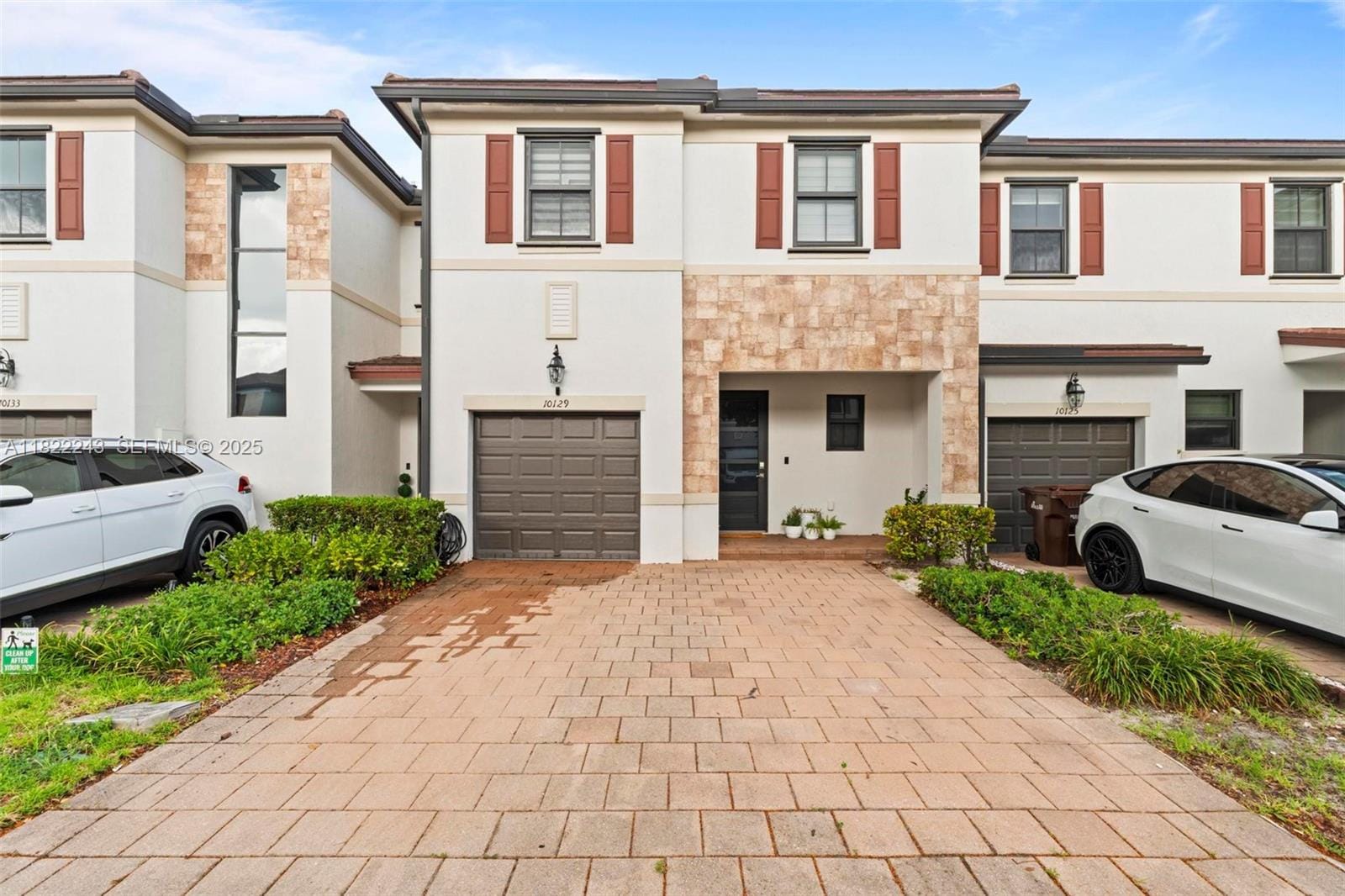 10129 W 32nd Lane, Hialeah, FL 33018