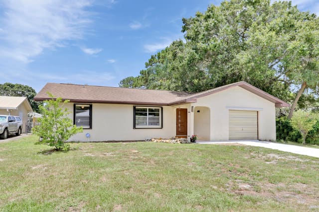 1006 Gatewood Avenue, Fort Pierce, FL 34982
