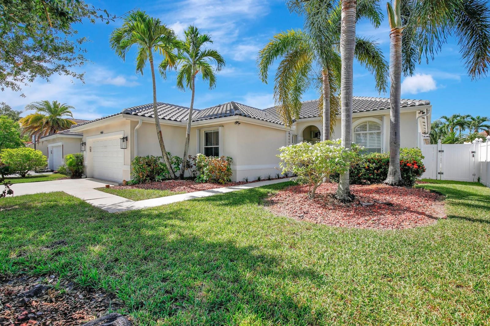 19150 NW 23rd Court, Pembroke Pines, FL 33029 photo 3