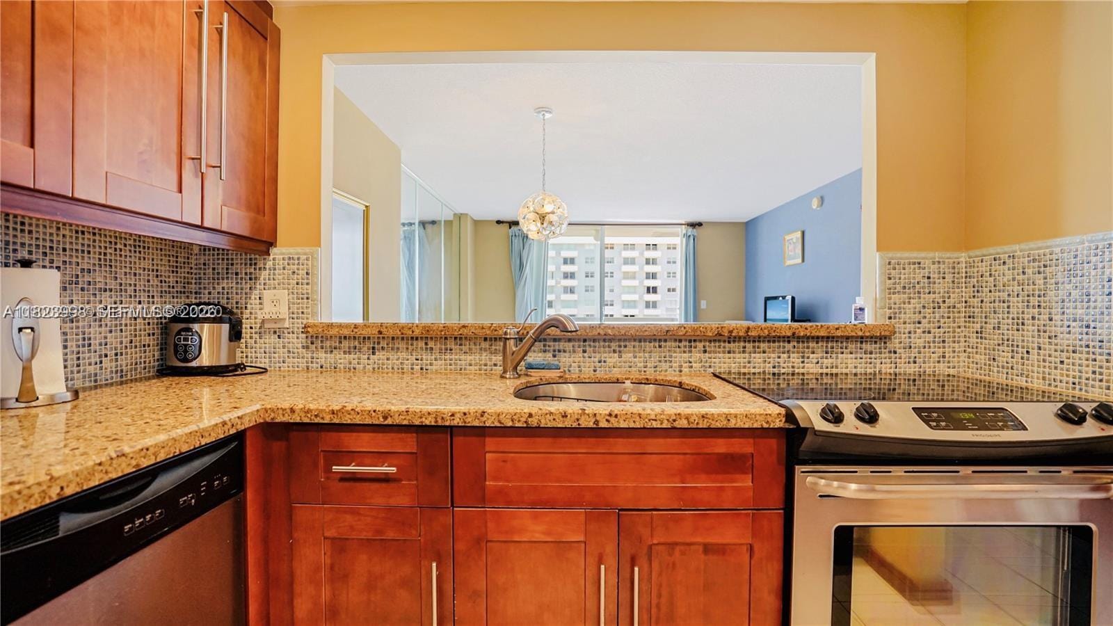 401 Ocean Drive 722 — photo 8