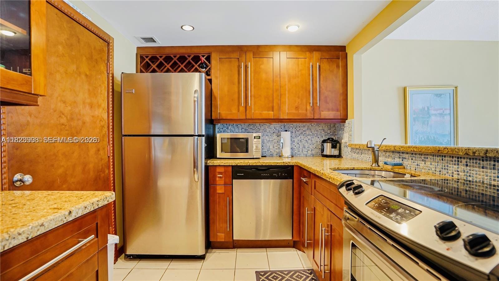 401 Ocean Drive 722 — photo 9