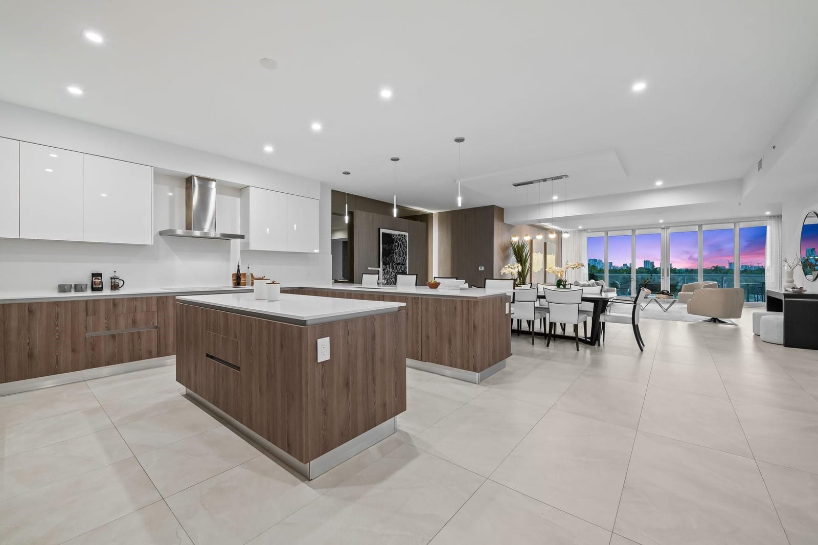 321 N Birch Road 502, Fort Lauderdale, FL 33304