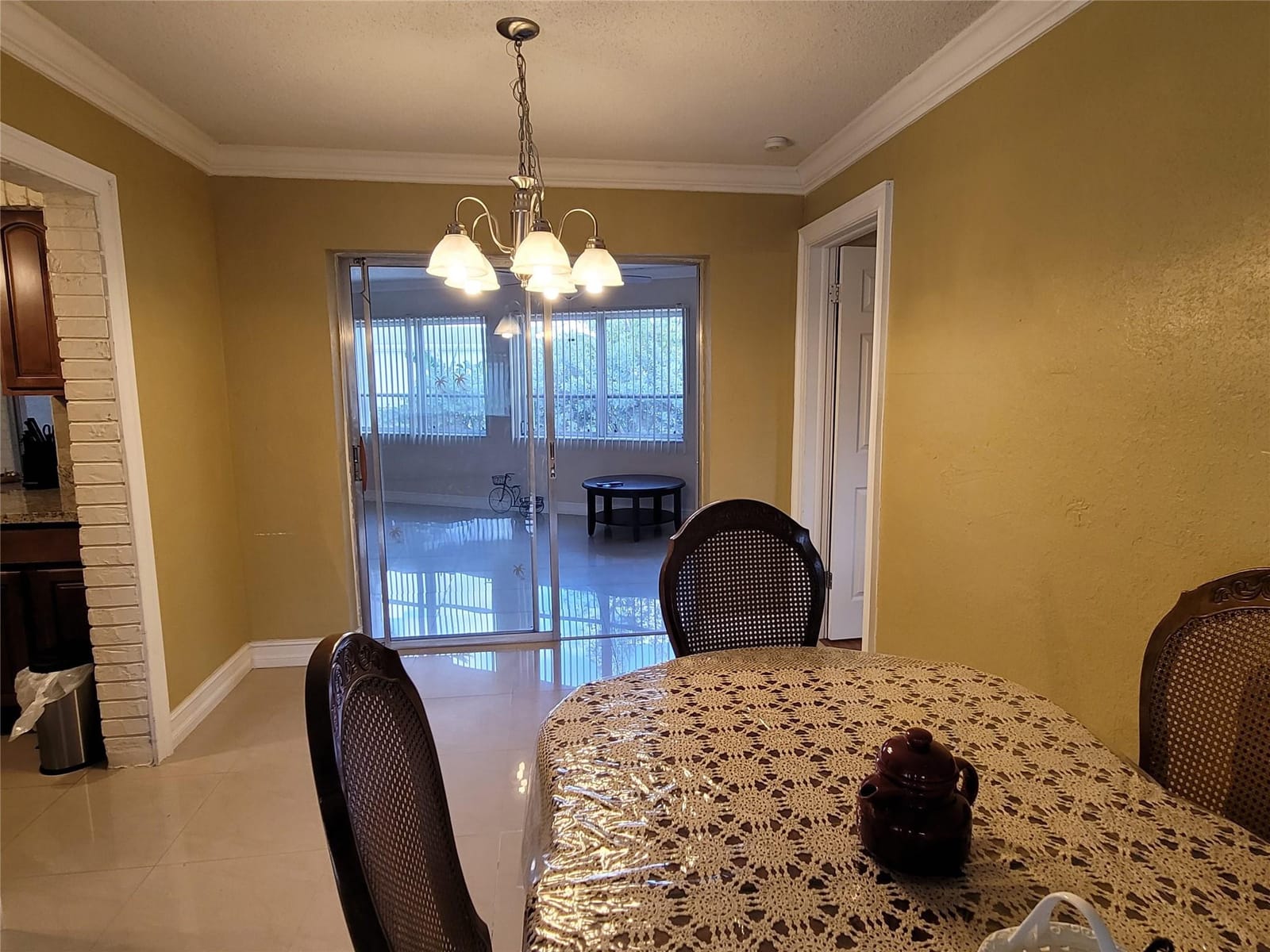 9201 NW 71st Street — photo 12
