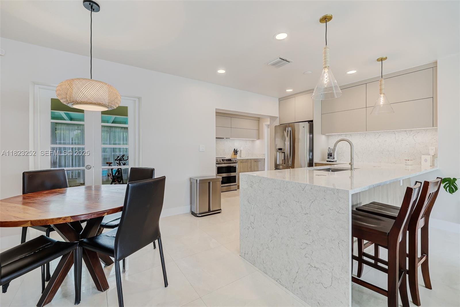 8600 SW 125th Terrace — photo 6