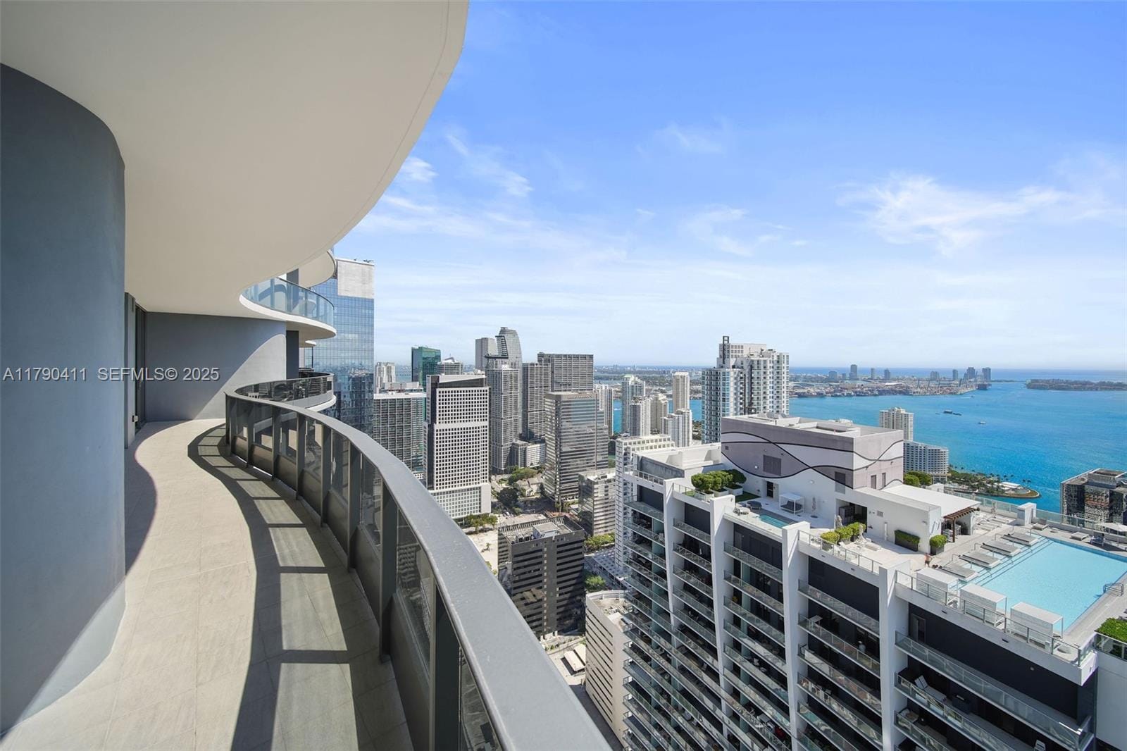 3 bedroom home for sale at 1000 Brickell, Miami, FL 33131 — $3,875,000