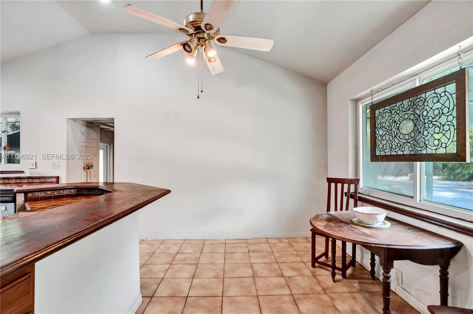 326 S 14th Avenue — photo 11