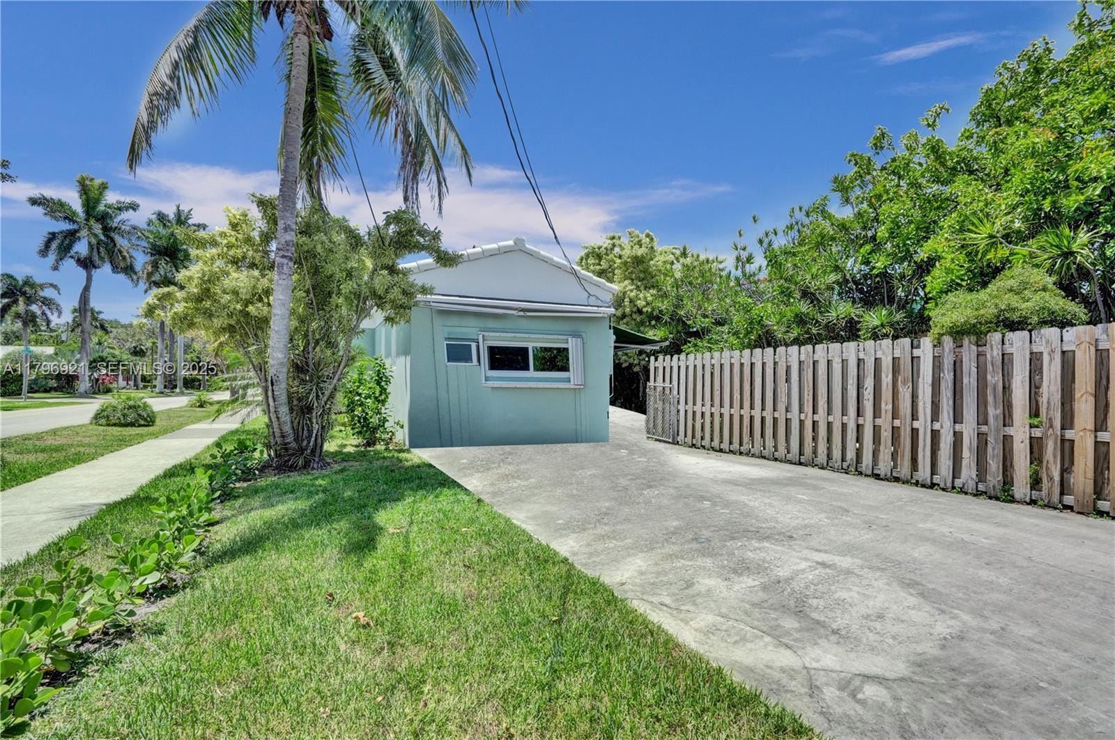 326 S 14th Avenue, Hollywood, FL 33020 photo 18