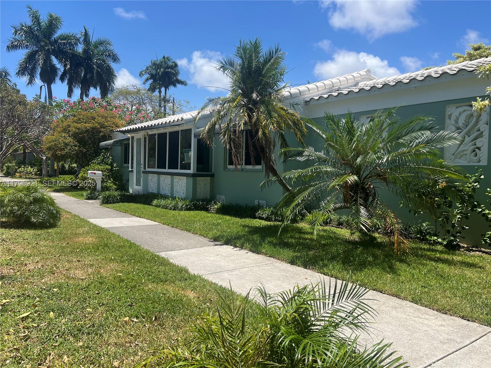 326 S 14th Avenue, Hollywood, FL 33020, Hollywood