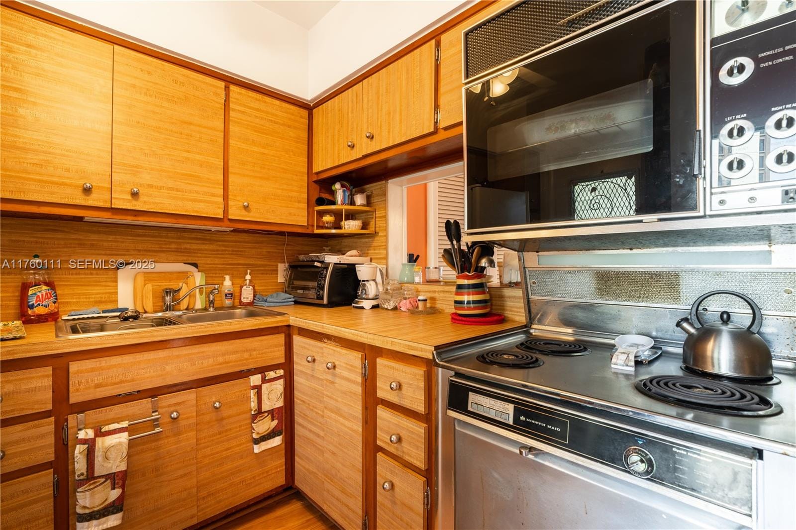 2500 Diana Drive 316, Hallandale Beach, FL 33009 photo 8