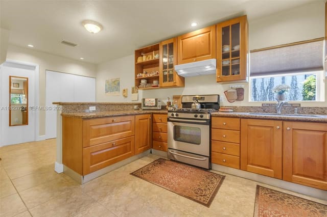 1521 Funston Street, sold in Sunset Trails, Coral Springs, FL