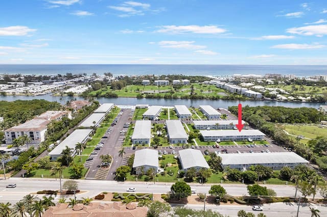 2552 S Federal Highway 3, sold in Hampshire Gardens, Boynton Beach, FL