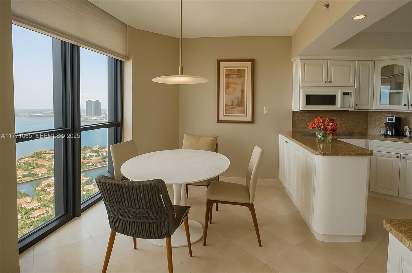 2000 Island Boulevard 3009 — photo 10