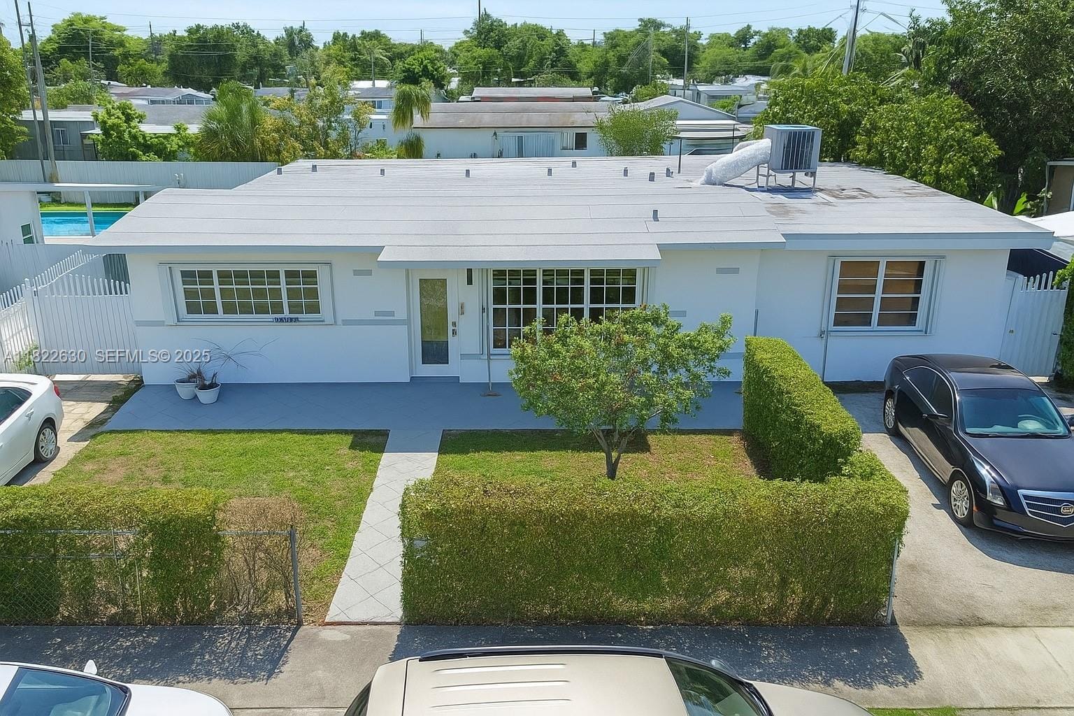 5348 W 14th Avenue, Hialeah, FL 33012 photo 2