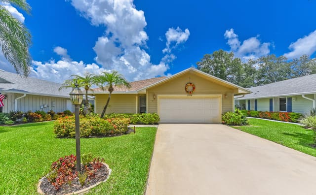 13116 SE Point O Woods Court, Hobe Sound, FL 33455