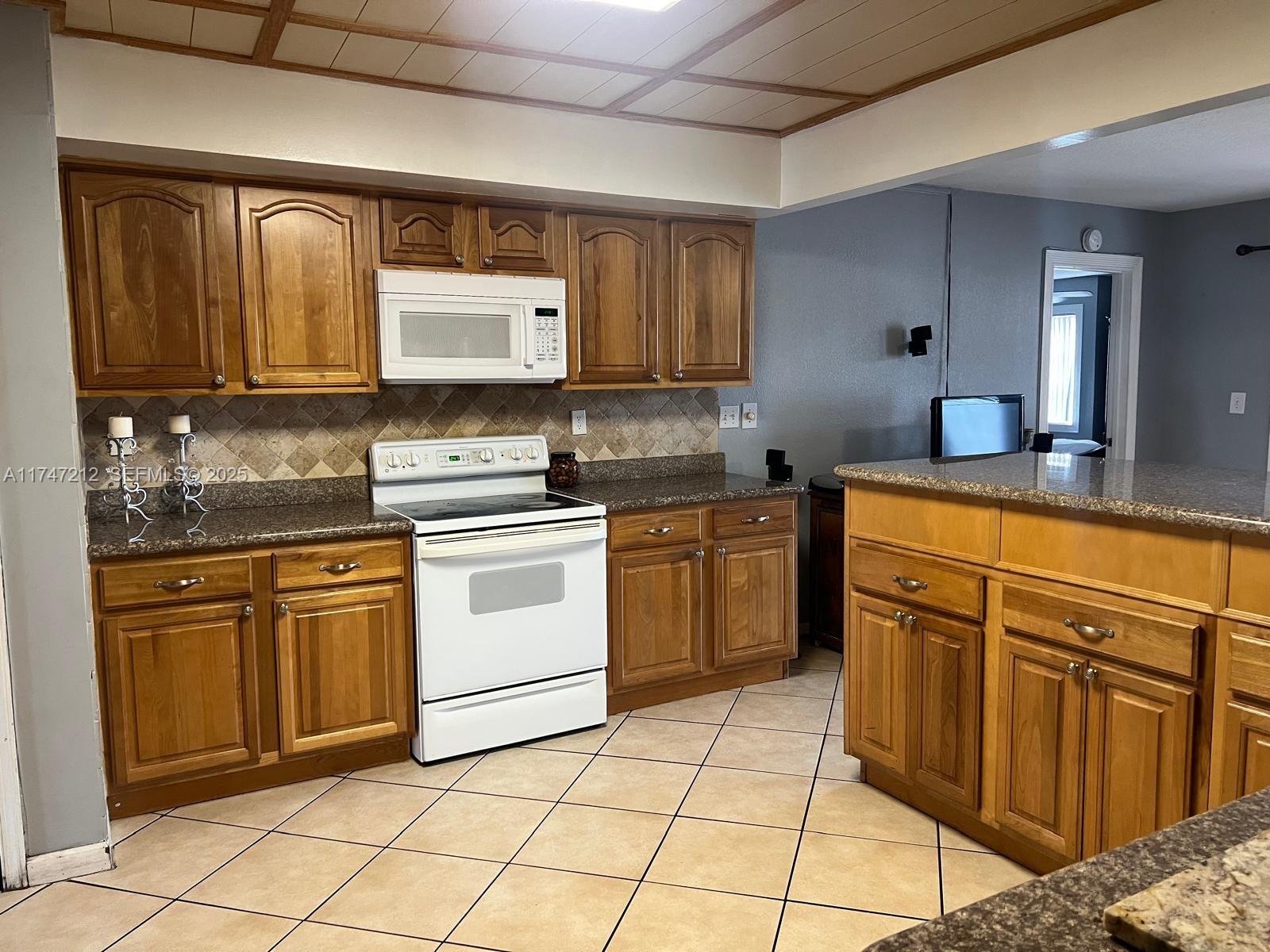 3057 Coral Springs Drive 102, Coral Springs, FL 33065, Coral Springs