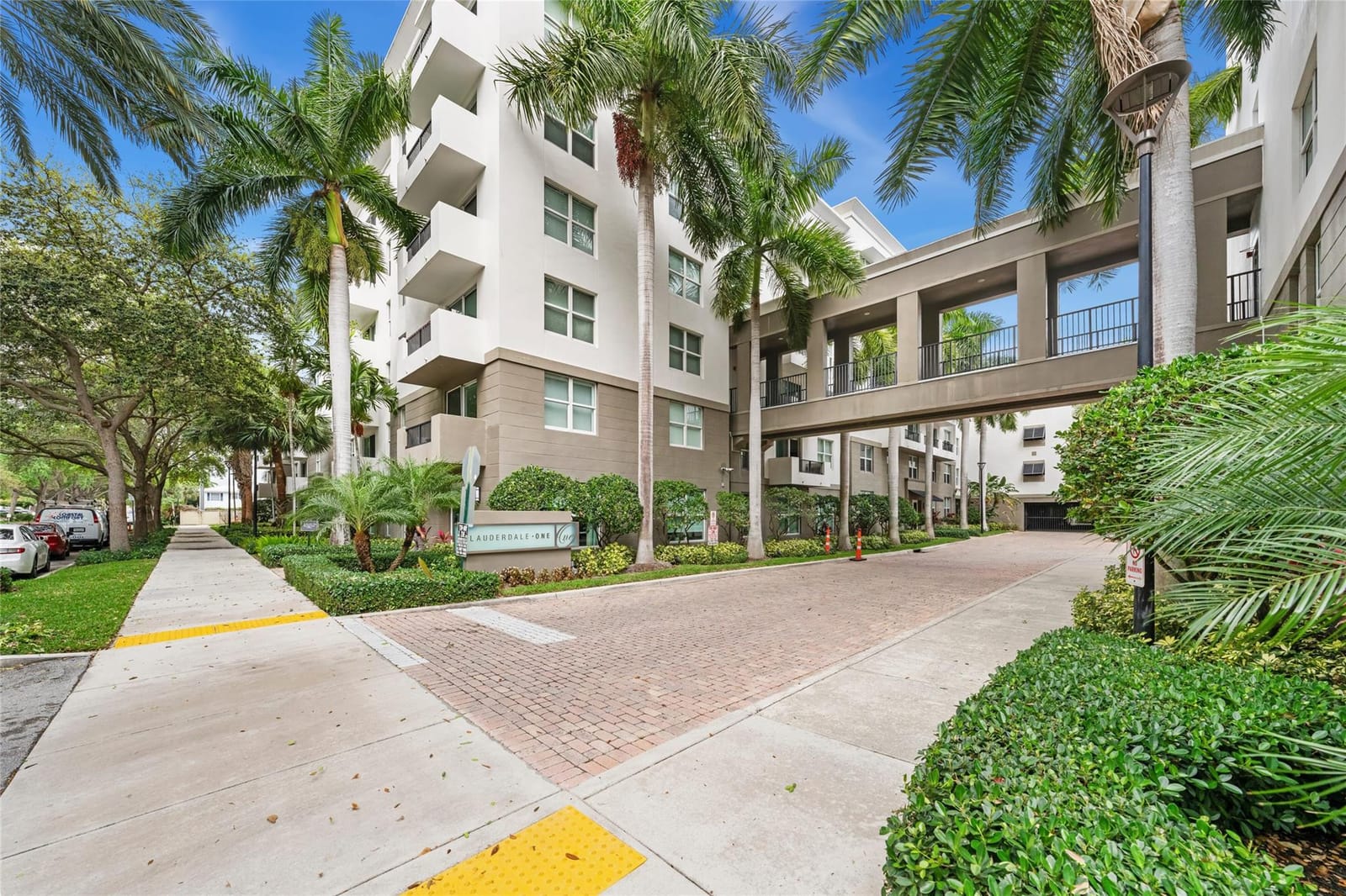 2401 NE 65th Street 507, Fort Lauderdale, FL 33308