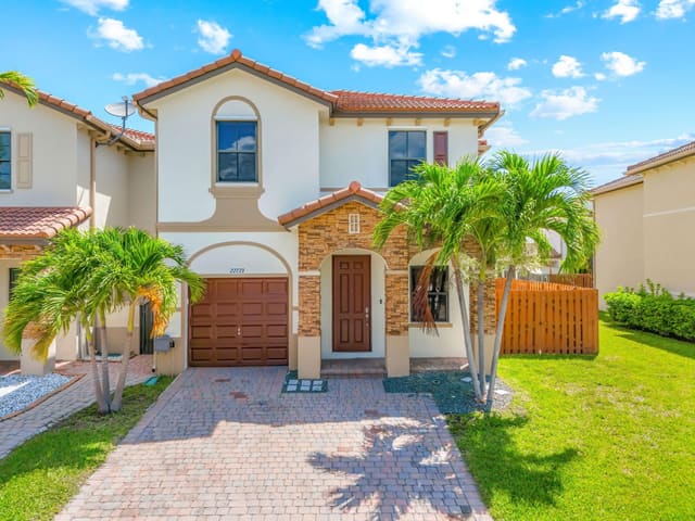 22773 SW 88th Path, sold in Trellis At Bayshore, Cutler Bay, FL